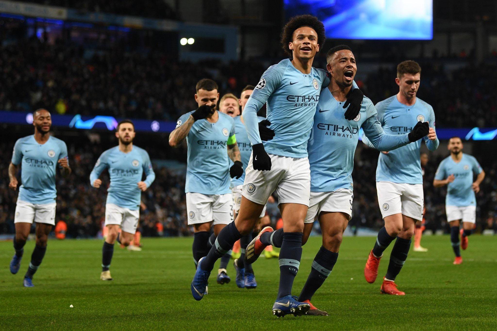 的决策和举 的决策和举